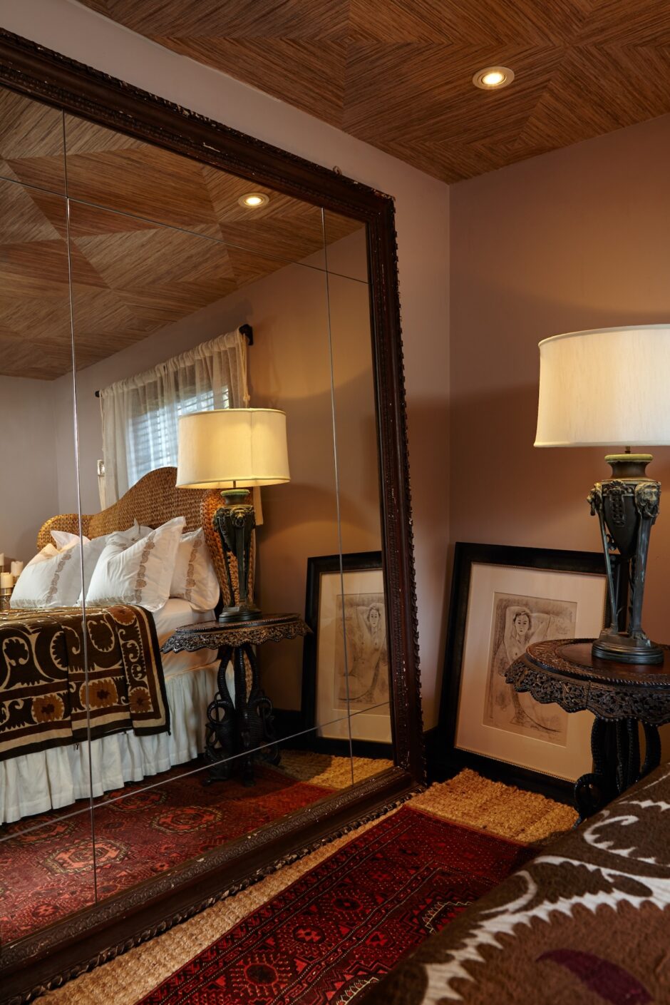 Oversized Mirror Bedroom Interior Design