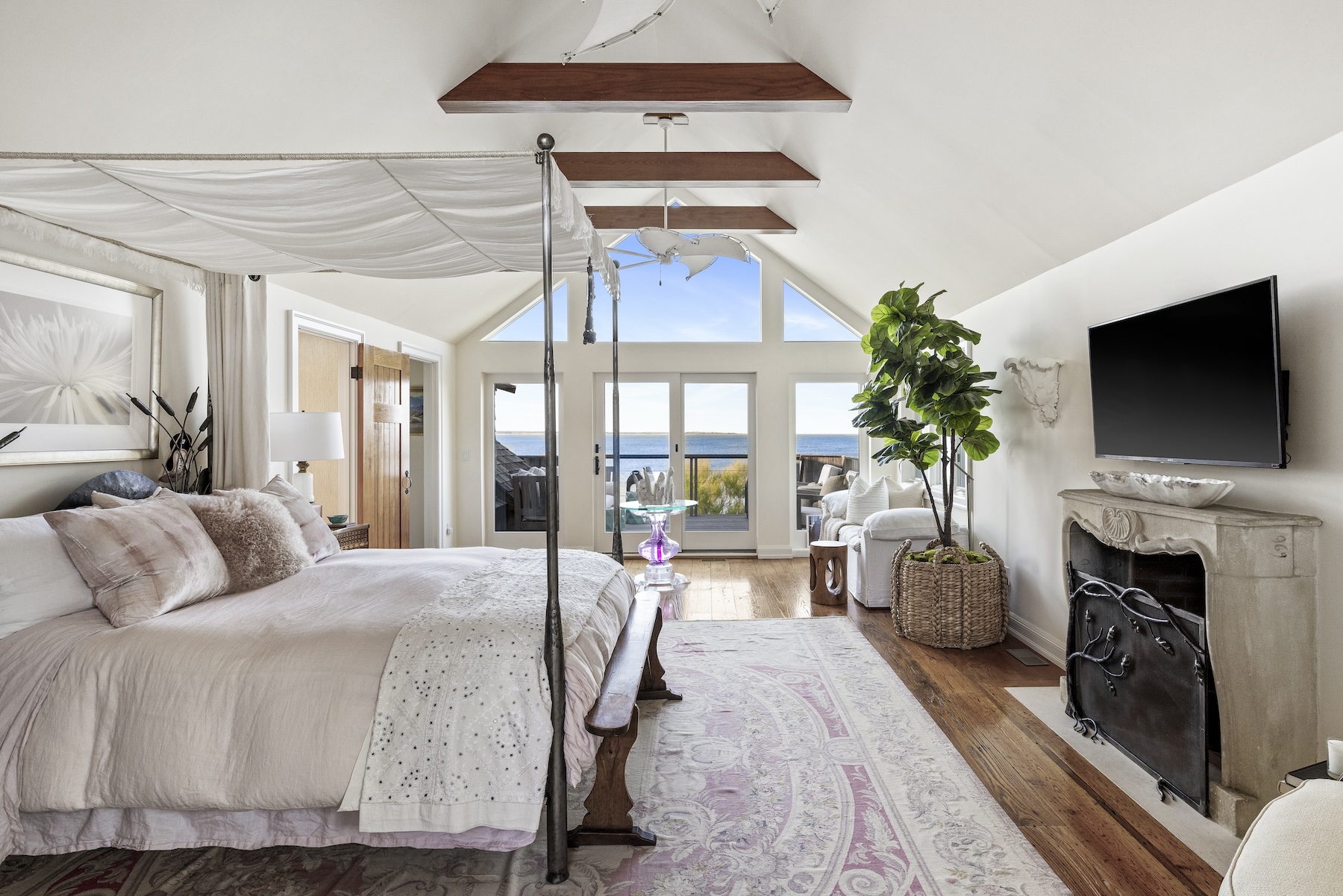 The Hamptons Ny Bedroom Interior Design